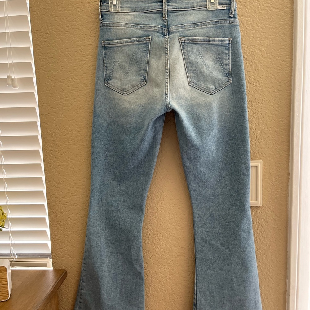 Mother Jeans Weekend Fray (size 28) - Picture 2 of 13